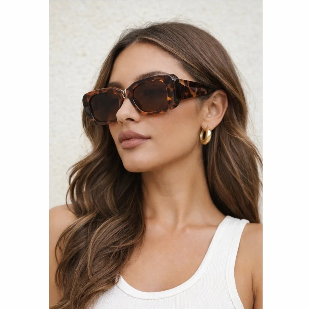 Oversized Square Brown Sunglasses UV400 Retro Fashion Thick‎ Frame Women